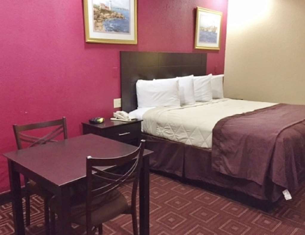 Americas Best Value Inn-Baytown Room photo