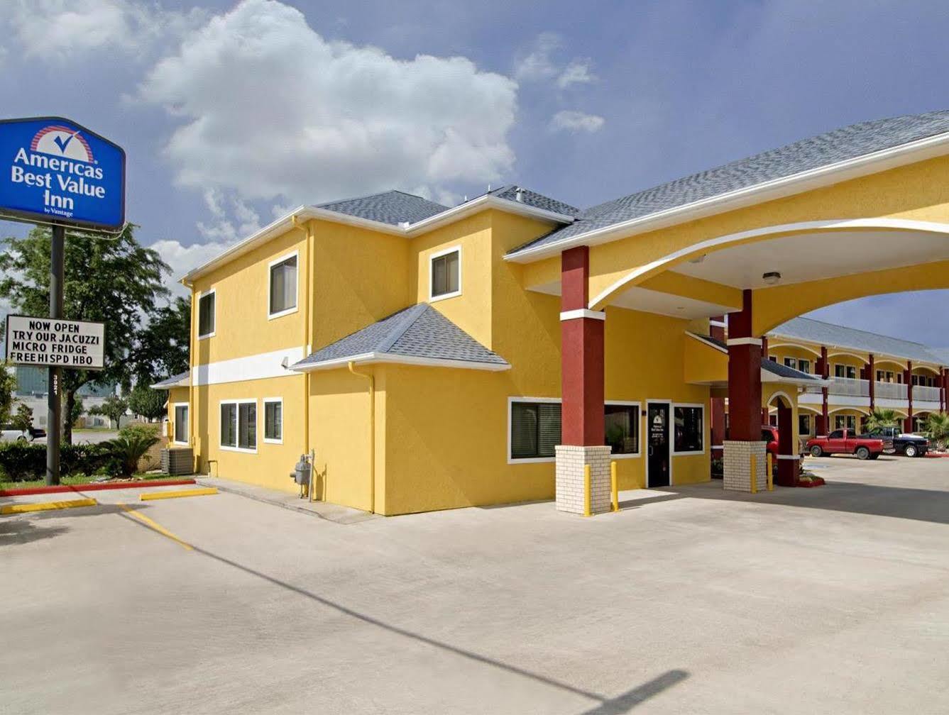 Americas Best Value Inn-Baytown Exterior photo